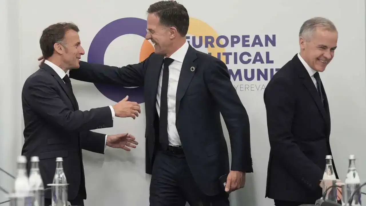 Лидеры Европы призвали ЕС полагаться на себя после решения Трампа сократить войска в Германии
