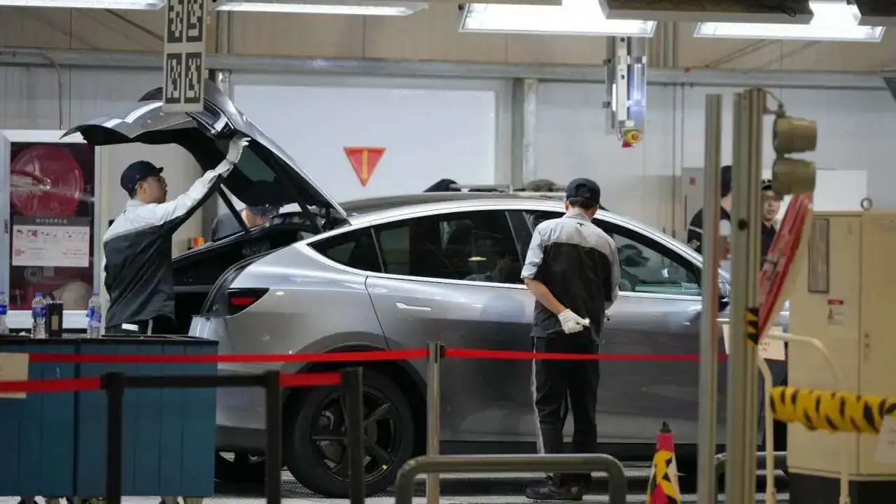 Tesla готовит Шанхай к ключевой роли в массовом выпуске роботов