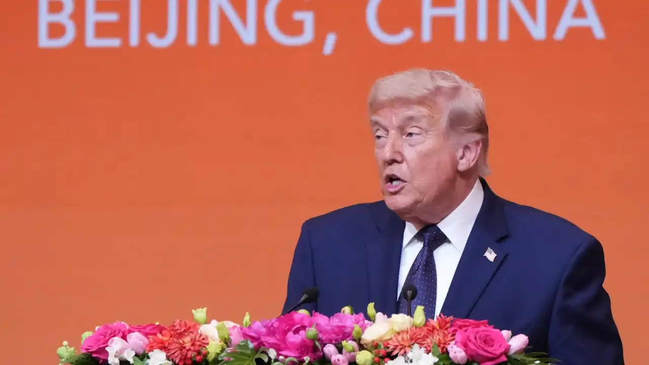 Трамп позвал Си Цзиньпина в Белый дом после саммита в Пекине