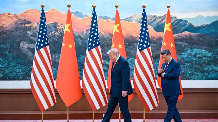 Си Цзиньпин предупредил Трампа о риске конфликта из-за Тайваня