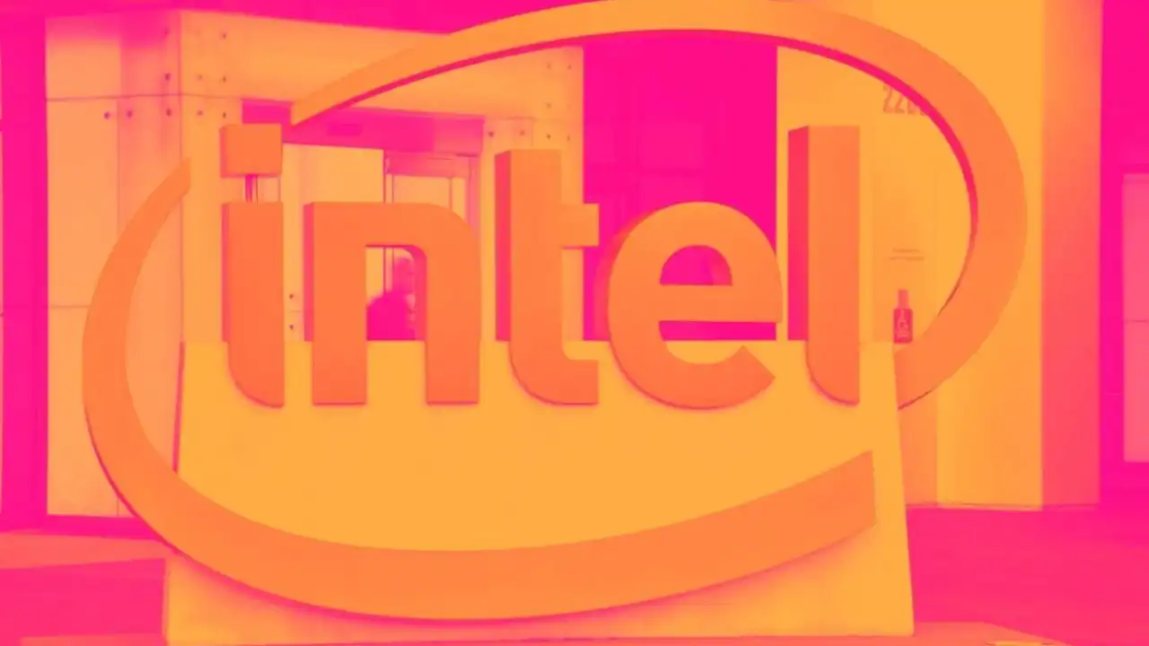 Акции Intel выросли на фоне дефицита чипов и ставок на разворот бизнеса