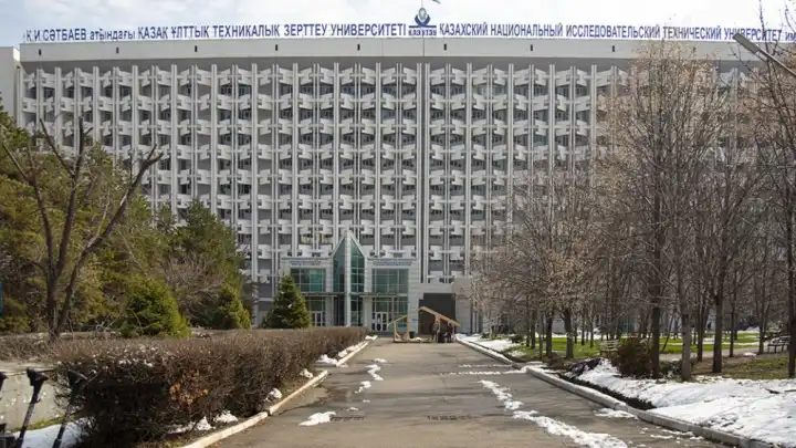 Казахстан направит 89 457 грантов на обучение в вузах