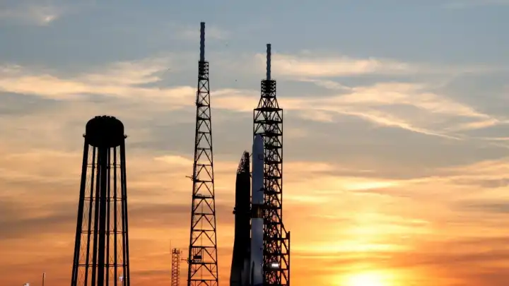 Ракета Blue Origin New Glenn взорвалась на стартовой площадке