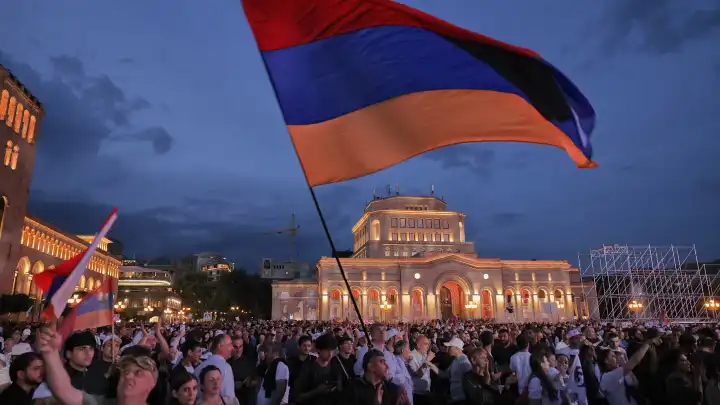 Армения выбирает курс: Никол Пашинян идет на риск