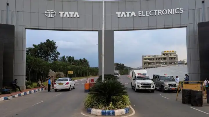 Завод Tata для iPhone в Индии обвинили в загрязнении воды