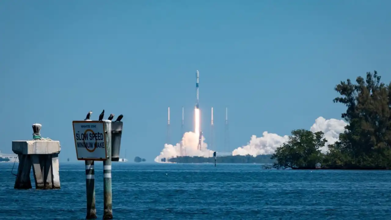 Акции SpaceX просели после IPO: рынок спорит, пора ли покупать
