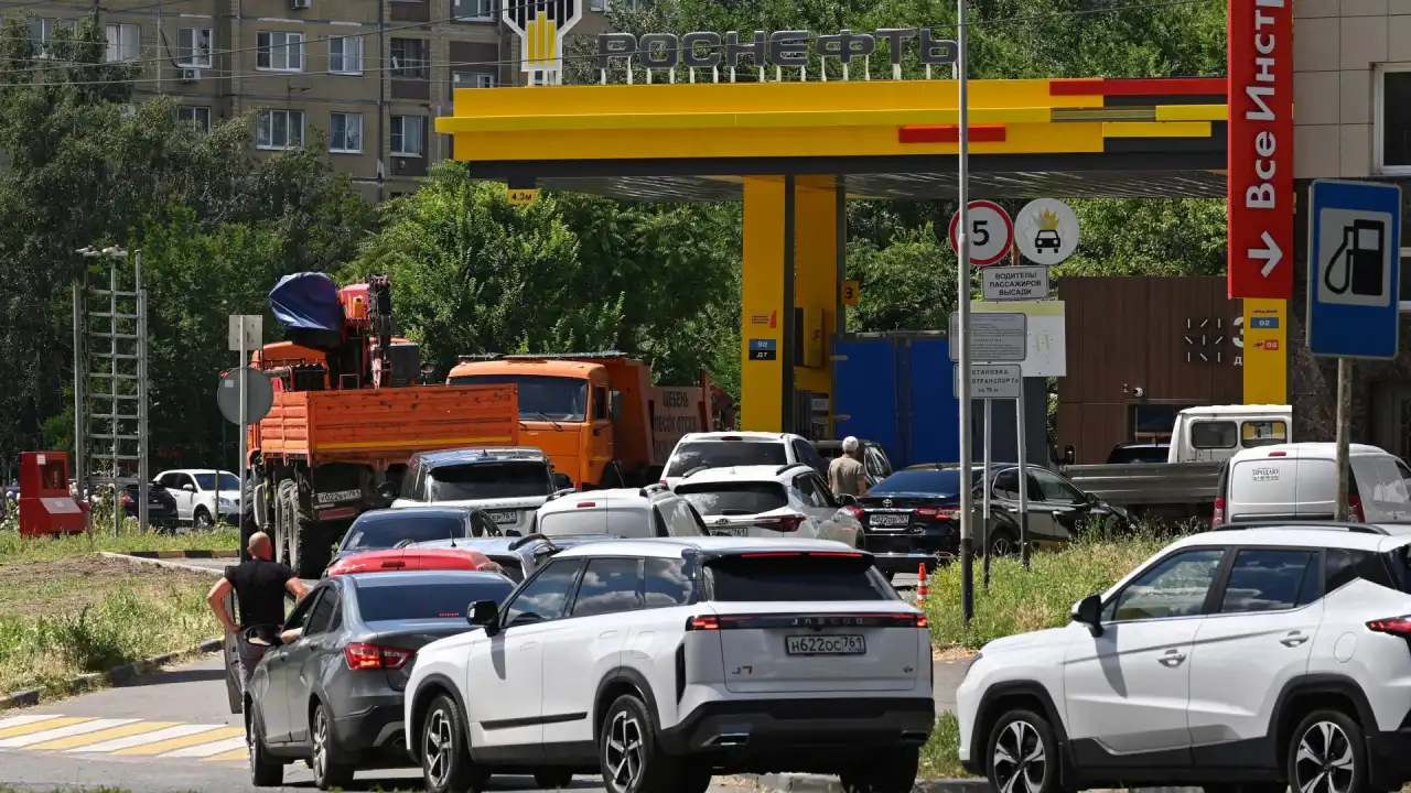 Дефицит топлива в России усилился и добрался до крупных городов