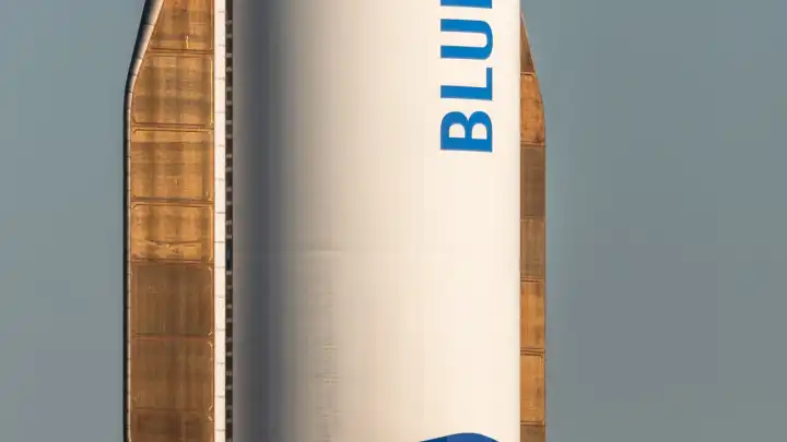 Blue Origin привлекает $10 млрд и получает оценку в $130 млрд