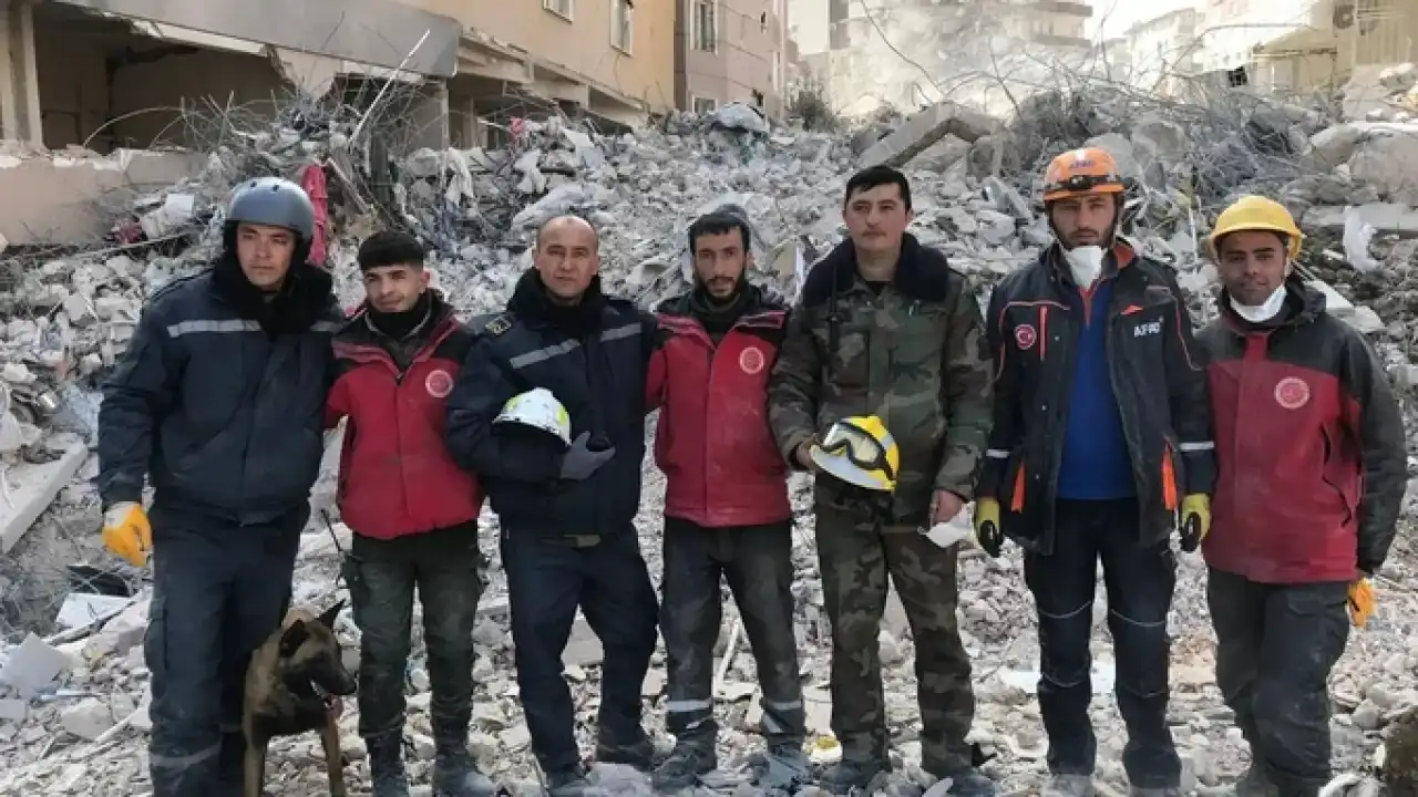 Погибший в Ташкенте спасатель вывел из огня семь человек