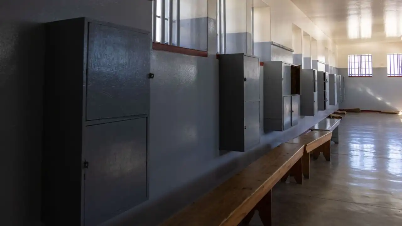 В Берлине преступники остались на свободе из-за нехватки почтовых конвертов