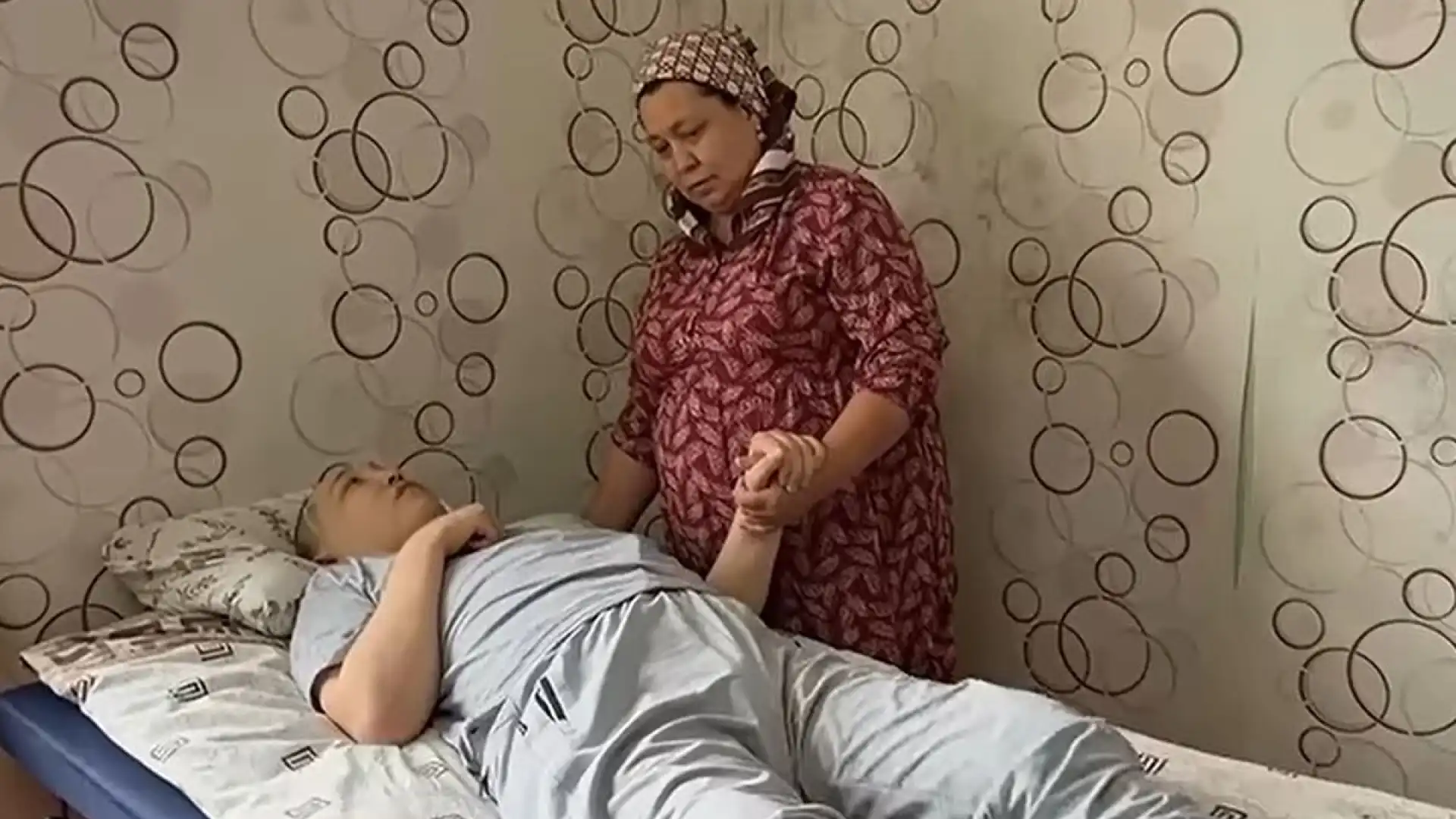 В Шымкенте семья солдата, парализованного после службы в Павлодаре, требует расследования