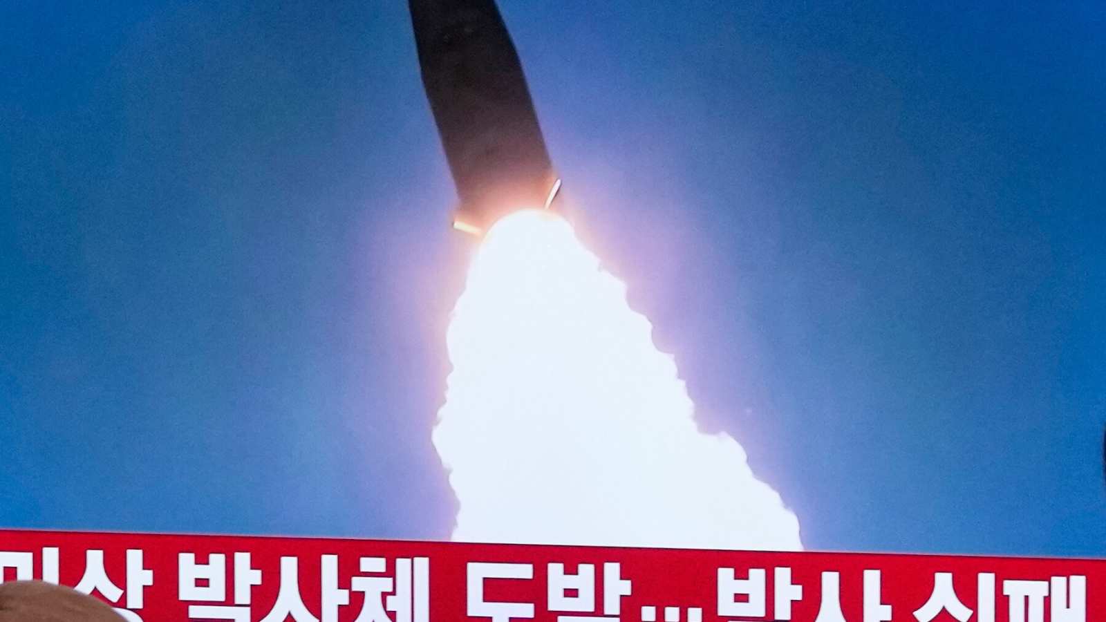 Северная Корея испытала новое оружие и присмотрелась к урокам войны с Ираном